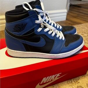 Nike Jordan 1 Retro High OG’ Dark Marina Blue
